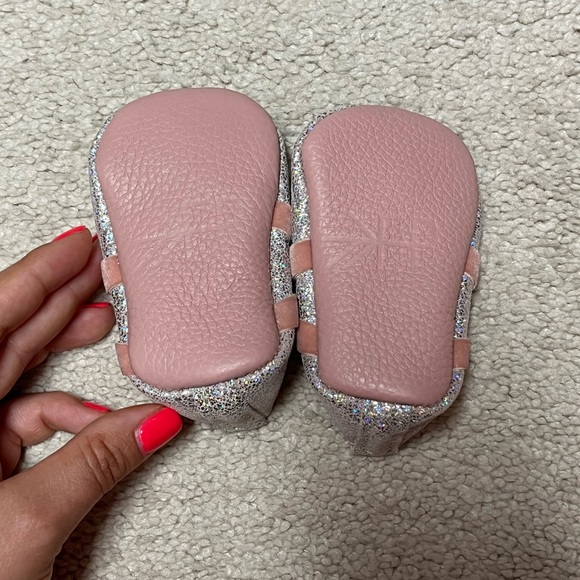 NIB Freshly Picked Infant sparkly ballet shoe - Picture 2 of 3